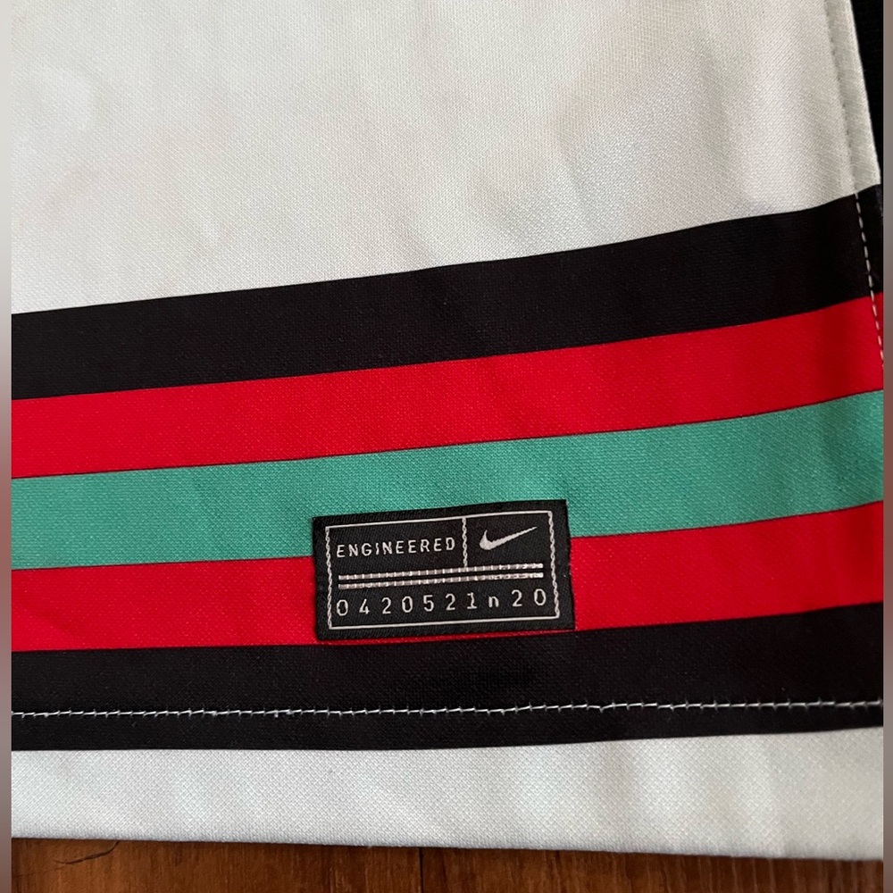 Nike Portugal Jersey (2020-2021) Youth Medium - Picture 3 of 7